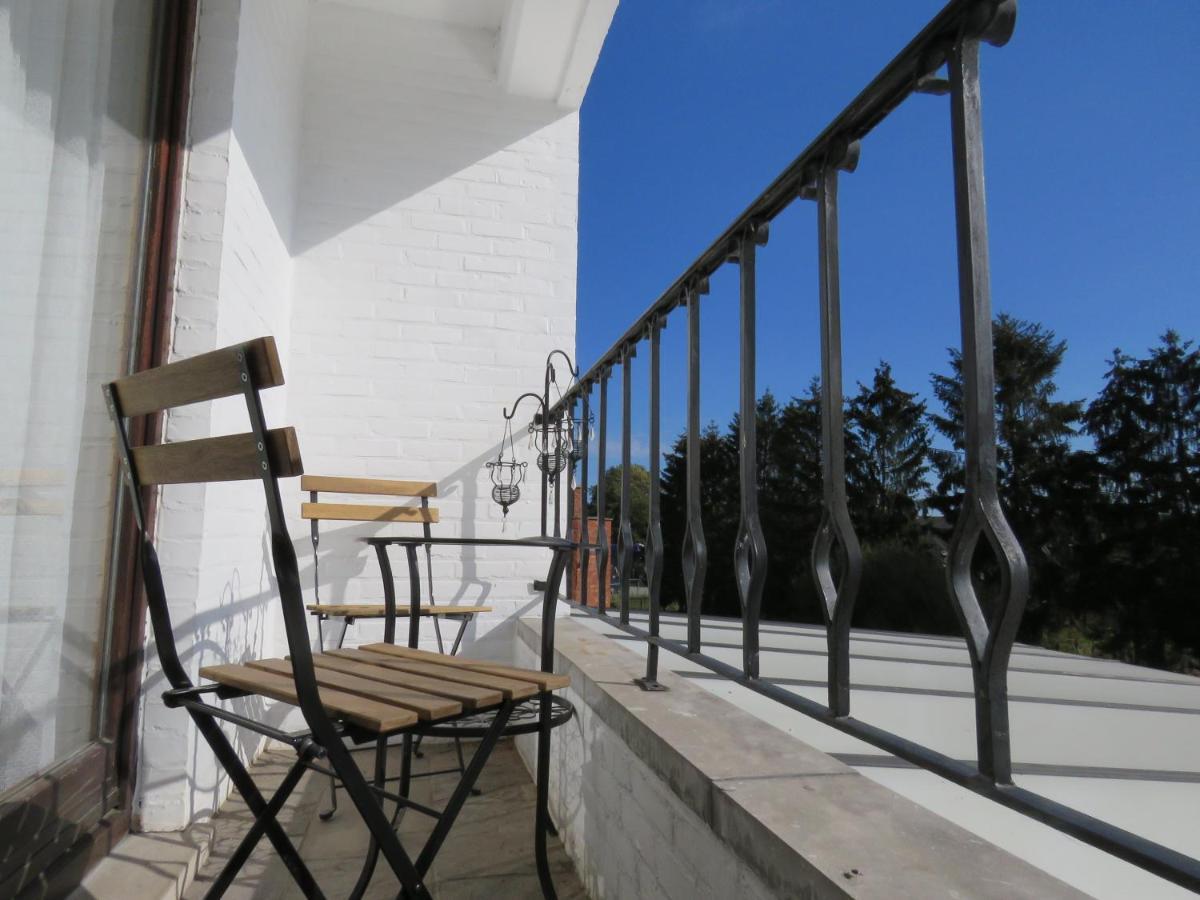 Guesthouse La Maison De Fille 디에스트 외부 사진
