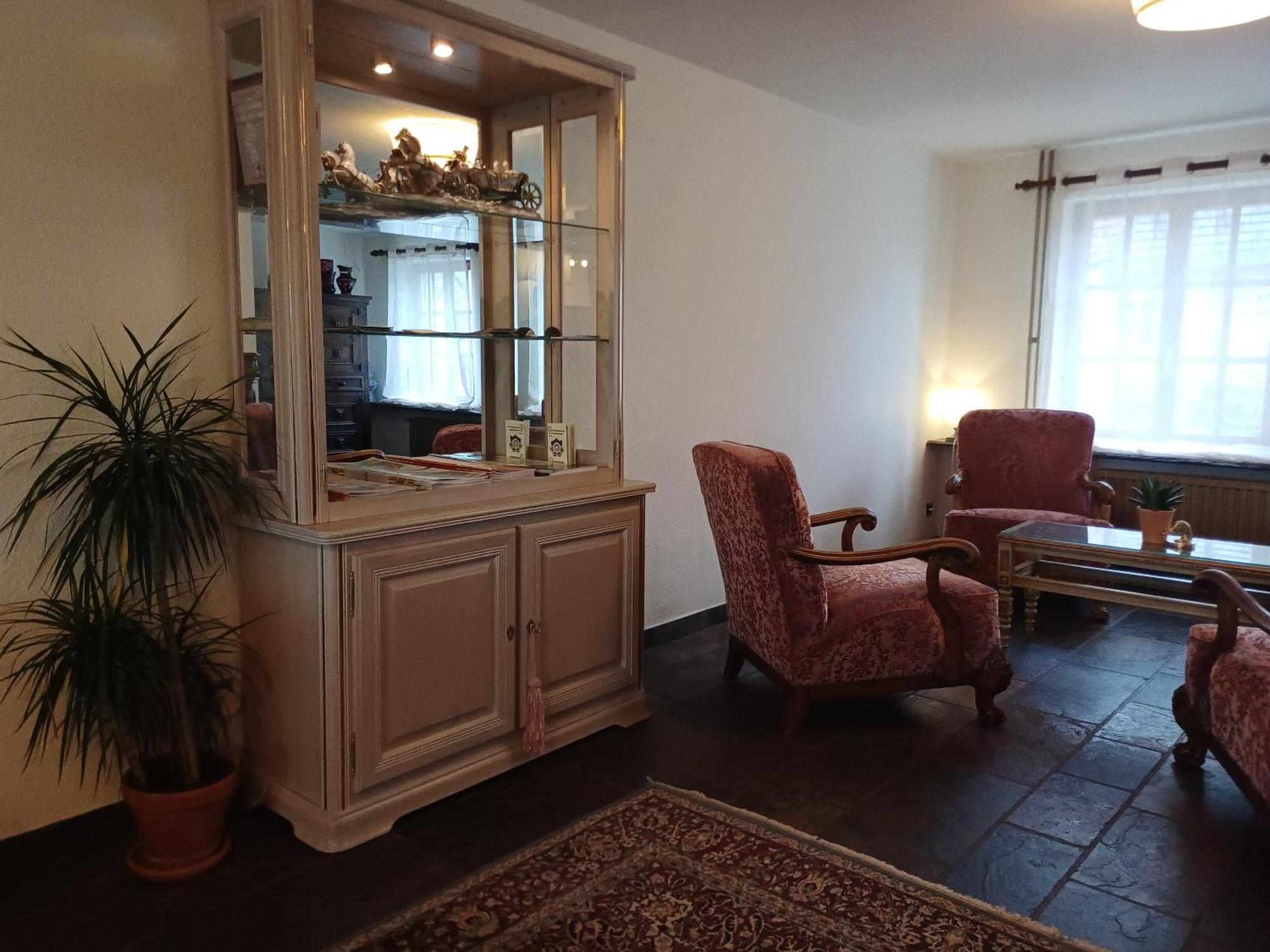 Guesthouse La Maison De Fille 디에스트 외부 사진